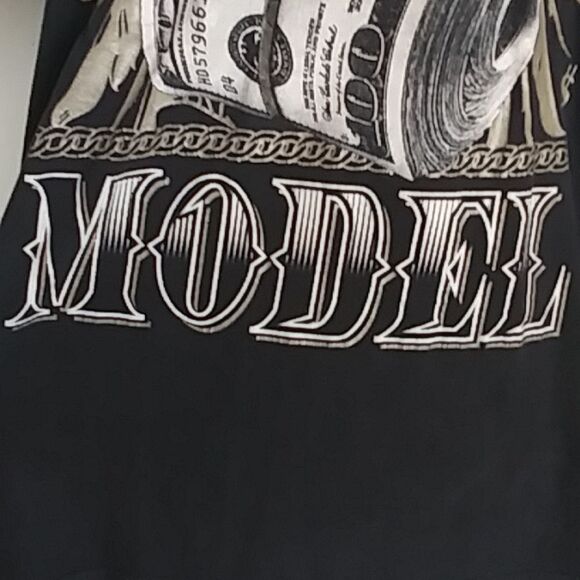 Roll Model T-Shirt Graphic of a Roll of $100s Surrounded by Bling - Picture 4 of 6